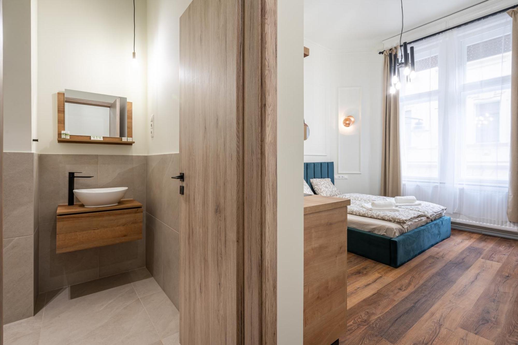 Brody 46 Boutique Rooms บูดาเปสต์ ภายนอก รูปภาพ